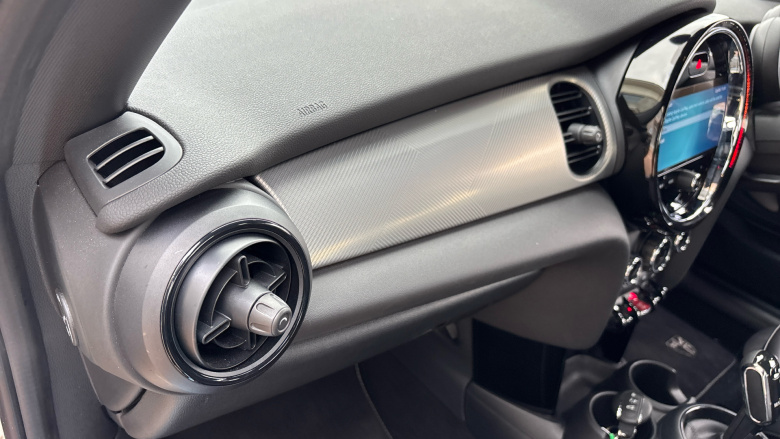 MINI Hatchback 2.0 Cooper S Exclusive 3dr Auto Petrol Hatchback